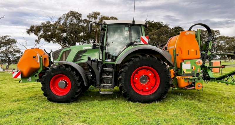 2016 Fendt 824 Profi Plus Tractor