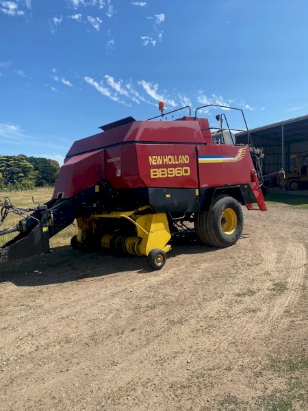 New Holland BB960 Large Square Baler