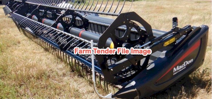 2015 MacDon D65D Windrower  35ft Front