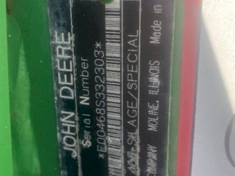 John Deere 468 Round Baler