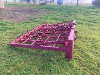 Under Auction - (A234)  12-15 Bale Grab 