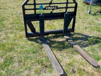 2021 Kubota M9540 with QVX36 Loader