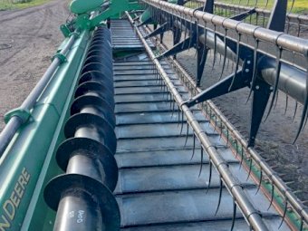 2012 John Deere 640D Header Front