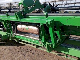 2012 John Deere 640D Header Front