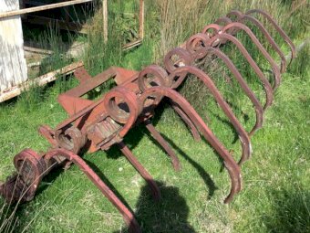 Heavy Duty Chisel cultivator