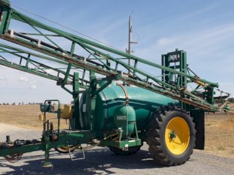 2001 Goldacres 4030 Boom Sprayer