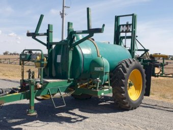 2001 Goldacres 4030 Boom Sprayer