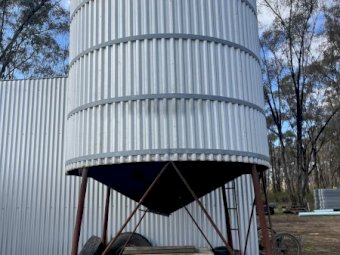 Silo approx 5mt