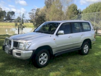 2000 Toyota Land Cruiser 100 Series Wagon ONO