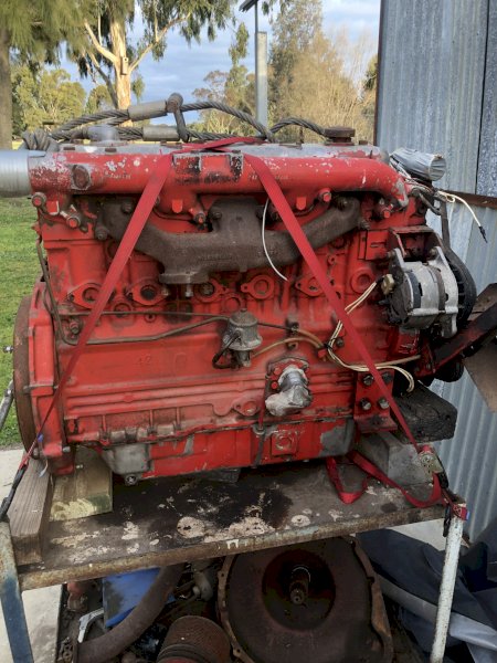 Perkins 6 Cylinder Motor