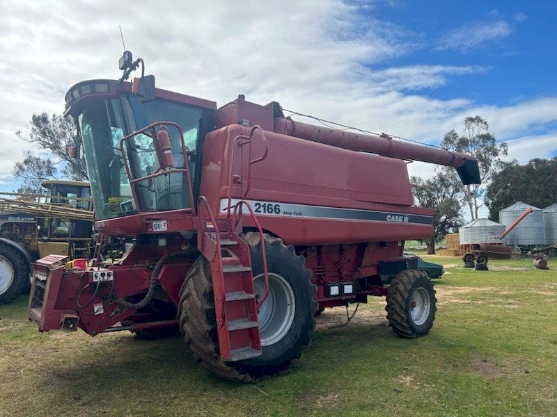 Case IH 2166 Header
