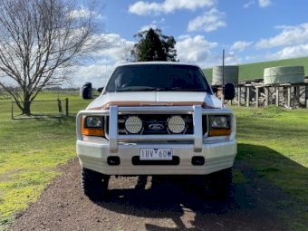 2002 Ford F250 7.3L Powerstroke Tray back Ute