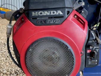 2019 Grainline 8x46 Auger