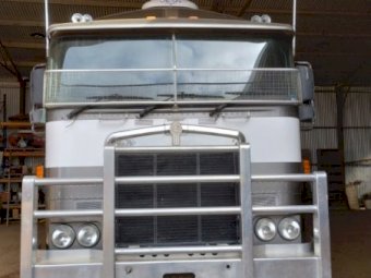1999 Kenworth 104 Aerodyne Prime Mover