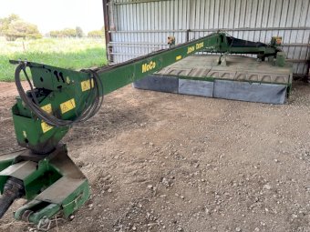 2017 John Deere 956 MoCo V10 Mower Conditioner