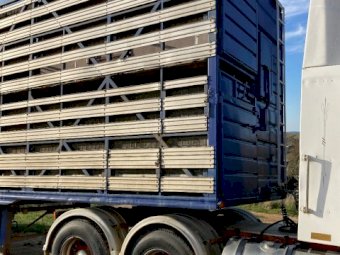 *Price Reduced* Shanks 2 deck Cattle or 4 deck Sheep Stockcrate