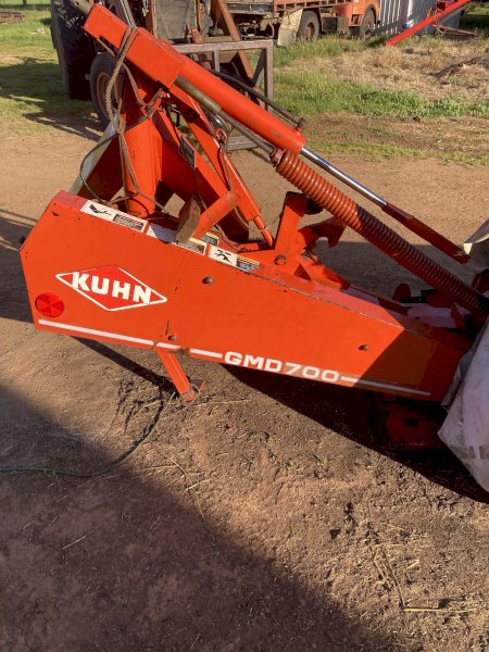 Kuhn GMD 700 Disc Mower