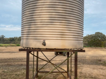 10,000L Polymaster Tank and Stand