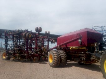 2017 Seed Hawk 8012 with Air Cart