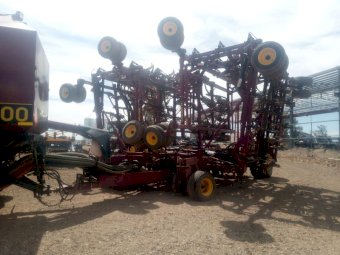 2017 Seed Hawk 8012 with Air Cart