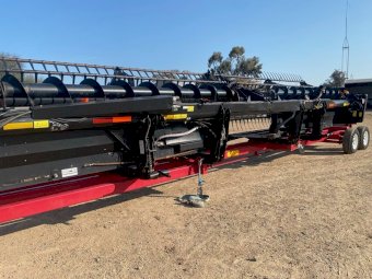 2013 Macdon D60  30ft Windrower Front