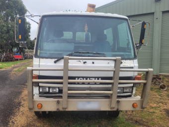 1990 Isuzu FSR 500 Dual Cab Truck