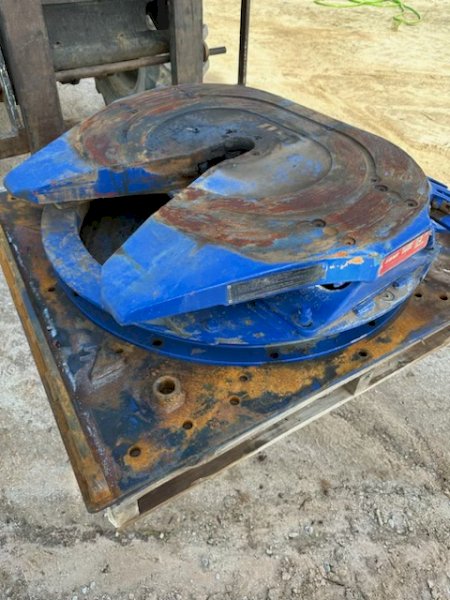 Jost ball race turn table and mounting plate