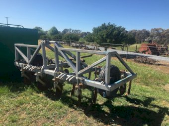 9 Tyne  Yeomans Agrow plough