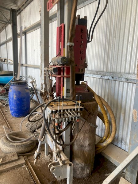 El-Gra Series 89 Post Hole Drive/Digger