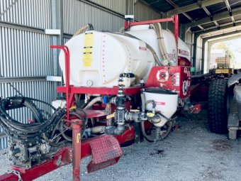 Croplands Weedit 6000 Boom Spray