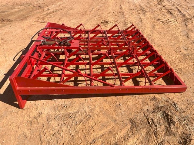 Rebel 15 bale Small Square Grab