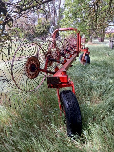 7 wheel Hay Rake