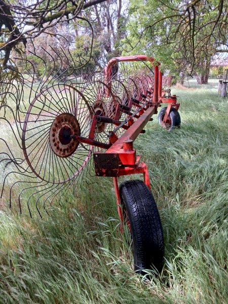 7 wheel Hay Rake | Farm Tender