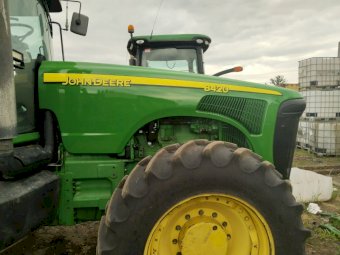 2006 John Deere 8420 Tractor