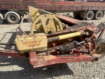 New Holland 469 Mower Conditioner