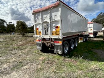 Freightmaster Road Train Tipping Trailers