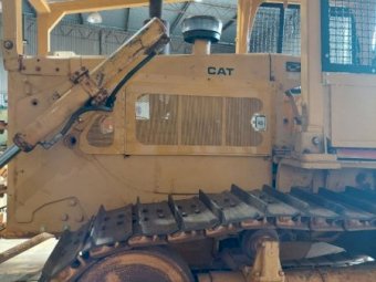 1977 Caterpillar  D6D Dozer Rippers and 14 ft Stick Rake