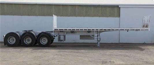 WANTED 10 or 12 pallet Flat Top A Trailer Tri Axle