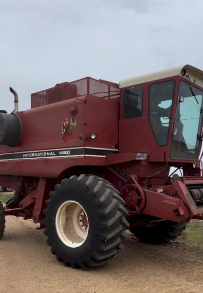 International 1460 Header