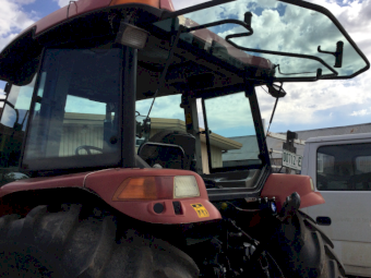 2009 Case IH JXU 105 Tractor