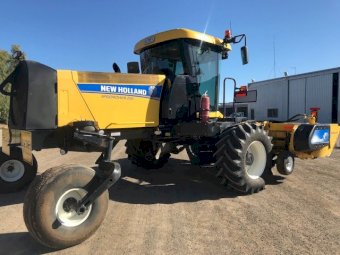 New Holland Speedrower 240