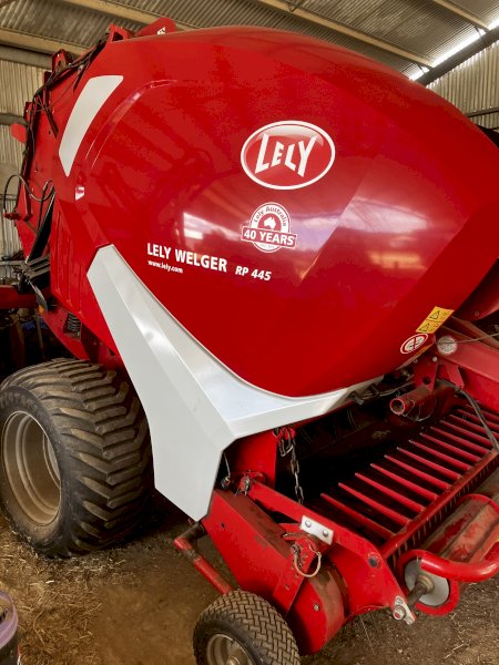 Lely Welger RP 445 Round Baler