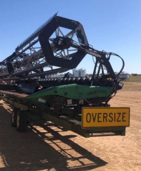 Header Draper Front ,Fits John Deere, Honey Bee Grain Belt Plus 42foot and  ContractorsTrailer     PRICE REDUCED