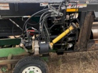 Header Draper Front ,Fits John Deere, Honey Bee Grain Belt Plus 42foot and  ContractorsTrailer     PRICE REDUCED