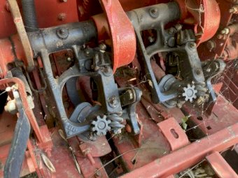 New Holland 568 Baler with Jadan Bale Grab and Accumulator