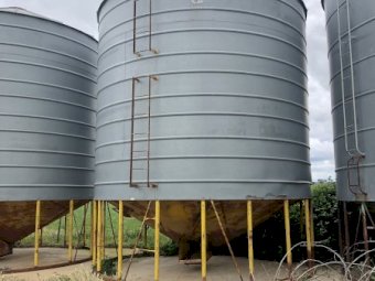 4 x 40t  Ackland  Silos