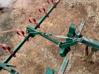 12m Janke 400 Seeder Bar