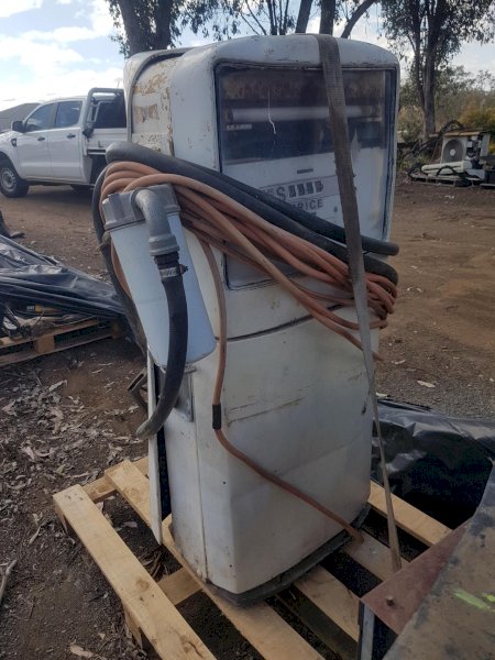 Make an Offer, Fuel Bowser (No GST)