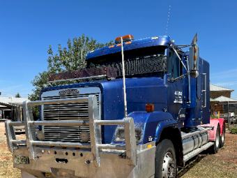 1994 Freightliner FL112 Prime Mover