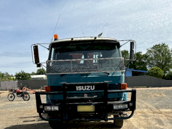 1994 Isuzu FVR 900 Tray Truck